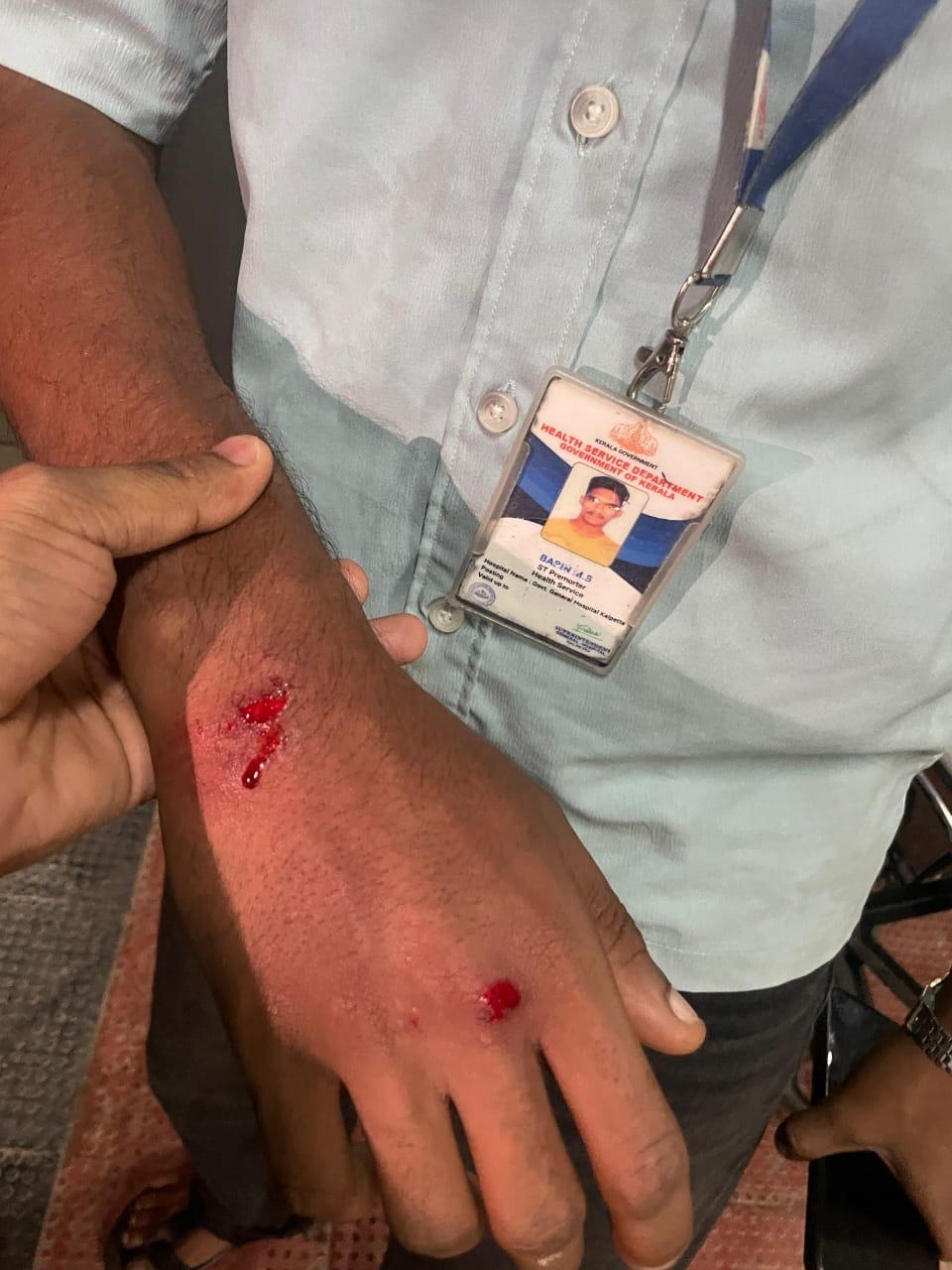 കൽപ്പറ്റ കൈനാട്ടിലെ സ്വകാര്യ ലാബ് അധികൃതർ യുവാവിനെ മർദ്ദിച്ചു