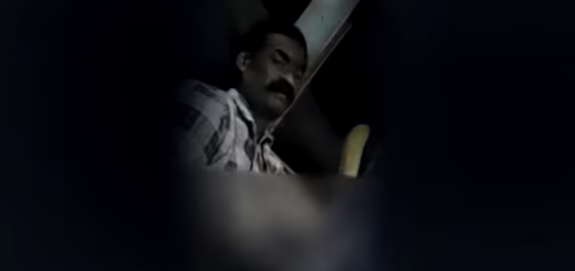 ബസില്‍ യാത്രക്കാരന്റെ നഗ്നതാപ്രദര്‍ശനം; ദൃശ്യം പകർത്തി യുവതി