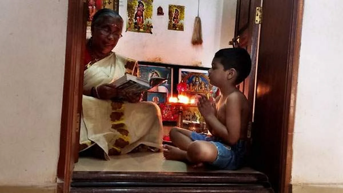 രാമായണ പുണ്യമാസത്തിനു തുടക്കം കുറിച്ച് ഇന്ന് കർക്കടകം ഒന്ന്