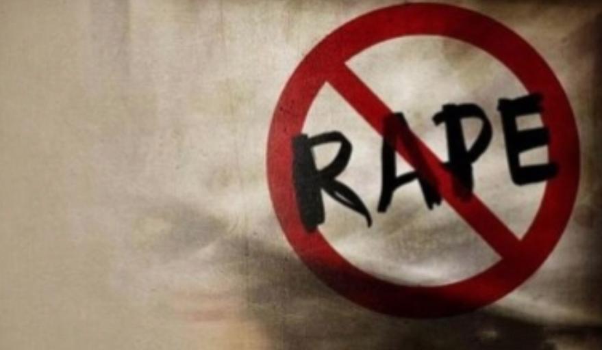 കൂട്ട ബലാത്സംഗത്തിന് ഇരയായ പെൺകുട്ടി പ്രസവിച്ച നവജാത ശിശു മരിച്ചു