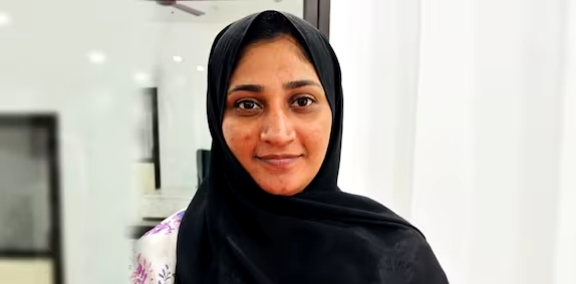 എടിഎം കാർഡ് കൈമാറി, മ്യൂൾ അക്കൗണ്ട്; 21കാരി അറിയാതെ മറിഞ്ഞത് ലക്ഷങ്ങൾ: ബന്ധുവിന്റെ ചതിയിൽ ഓൺലൈൻ തട്ടിപ്പിൽ പ്രതി