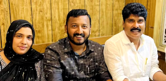 เดเตเดเตเดเตเดจเดพเดฑเดฟเดฏ เดเดฅเดฏเตโเดเตเดเตเดพเดชเตเดชเดตเตเด เดเตเตผเดคเตเดคเต เด
เดชเดนเดธเดฟเดเตเดเดพเดจเตเดณเตเดณเดคเดฒเตเดฒ เดเดจเตเดฑเต เดเตเดตเดฟเดคเดโ: เดชเดฐเดพเดคเดฟเดฏเตเดฎเดพเดฏเดฟ เดธเดฟเดฆเตเดฆเดฟเดเดฟเดจเตเดฑเต เดญเดพเดฐเตเดฏ