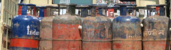 പാചകവാതക സിലിണ്ടറുകള്‍ക്ക് വില കുറച്ചു; പുതുക്കിയ വില ഇന്നു മുതൽ പ്രാബല്യത്തിൽ
