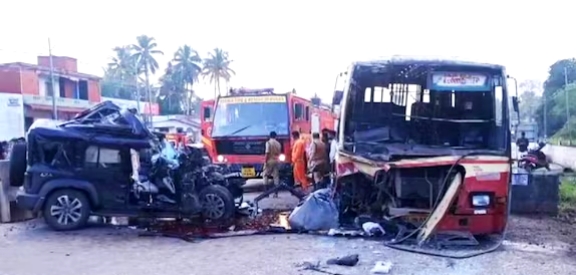 കെഎസ്ആർടിസി ബസും ജീപ്പും കൂട്ടിയിടിച്ച് 3 മരണം; രണ്ടുപേർ ഗുരുതരാവസ്ഥയിൽ