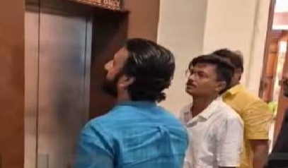 വിവാദങ്ങൾക്കിടെ രാഹുൽ സഭയിൽ