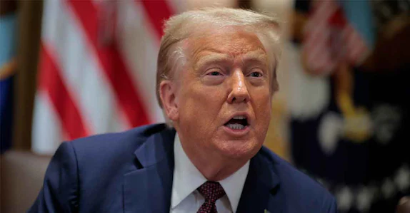 เดเดจเตเดคเตเดฏเดเตเดเดพเตผเดเตเดเต เดคเดฟเดฐเดฟเดเตเดเดเดฟ; เดเดเตเดเต1เดฌเดฟ เดตเตเดธ เด
เดชเตเดเตเดทเดเตเดเตเดณเตเดณ เดซเตเดธเต 1,00,000 เดกเตเดณเดฑเดพเดฏเดฟ เดเดฏเตผเดคเตเดคเดฟ เดเตเดฐเดเดชเต