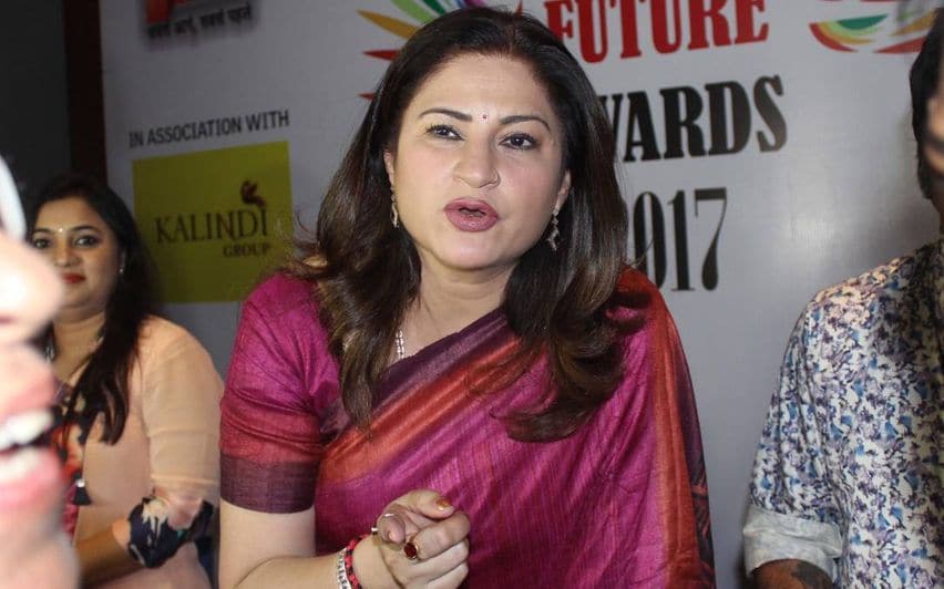 വിവാഹിതനായ ഒരാളുമായി ലിവ് ഇന്‍ റിലേഷന്‍ഷിപ്പിലായിരുന്നു,27 വര്‍ഷം അത് മറച്ചുവെച്ചു-തുറന്ന്പറഞ്ഞ് നടി