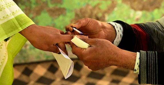 തദ്ദേശ തിരഞ്ഞെടുപ്പ് നവംബര്‍, ഡിസംബര്‍ മാസങ്ങളില്‍; ഡിസംബർ 20ന് മുൻപ് പൂർത്തിയാക്കും