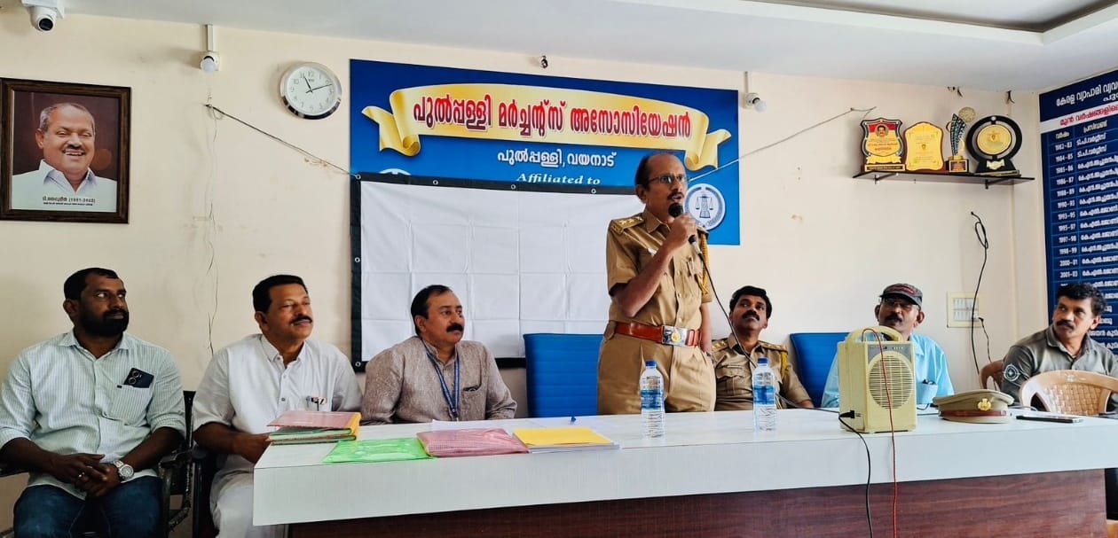 ചെറിയ അശ്രദ്ധ വലിയ അപകടങ്ങൾക്ക് കാരണമാകും; ജോ.ആർ.ടി.ഒ.ജയദേവ്