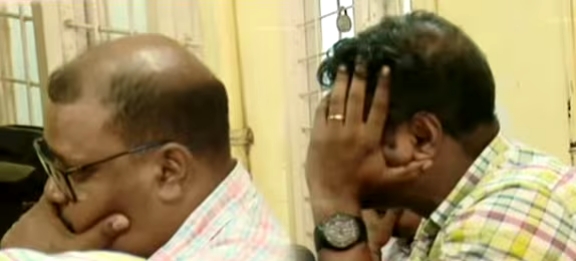 ‘ഇവിടെ ചില പതിവുകളുണ്ട്; സൂപ്രണ്ടിന് 5000, എനിക്ക് 2000’: കൊച്ചി കോർപറേഷനിൽ കൈക്കൂലി, 2 ഉദ്യോഗസ്ഥർ അറസ്റ്റിൽ