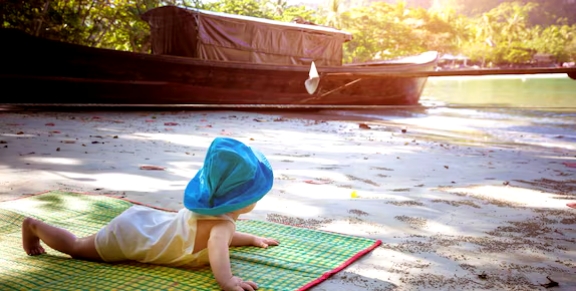 ആറുമാസം പ്രായമുള്ള കുഞ്ഞിനെ കടൽത്തീരത്ത് ഉപേക്ഷിച്ചു; മാതാപിതാക്കളുടെ വിചിത്ര വാദത്തിന് രൂക്ഷവിമർശനം