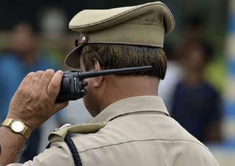 റോഡരികിൽ വാഹനം നിർത്തിയാൽ പിഴ; മാനന്തവാടിയിൽ പോലീസിനെതിരെ വ്യാപക പ്രതിഷേധം