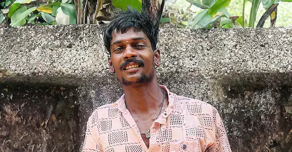 പ്രണയം തകർന്നു, സംസാരിക്കാൻ പെൺകുട്ടിയുടെ വീട്ടിലെത്തി, പിന്നാലെ തർക്കം; കാമുകന്റെ സുഹൃത്ത് അടിയേറ്റ് മരിച്ചു