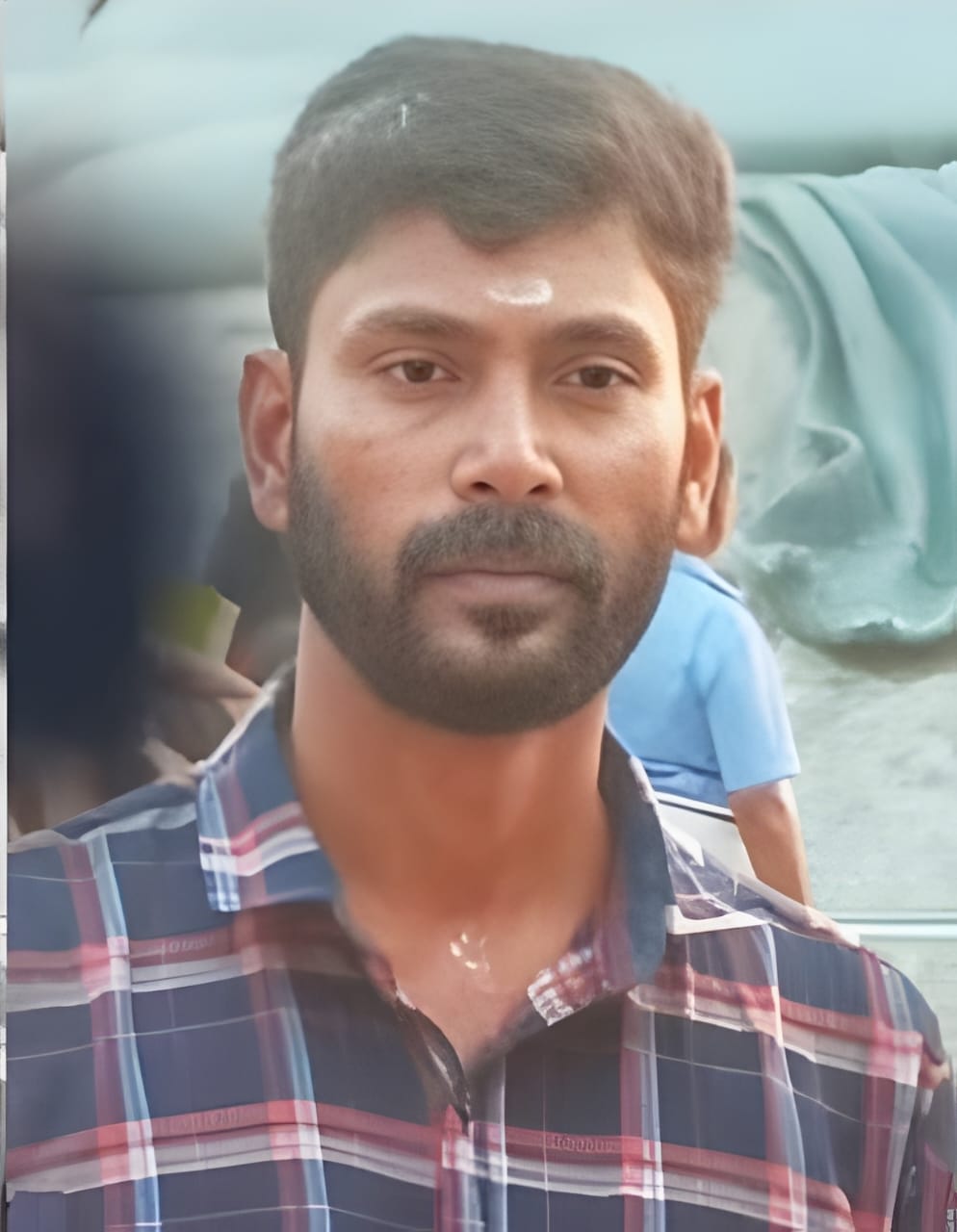 യുവാവിനെ തോട്ടിൽ മരിച്ച നിലയിൽ കണ്ടെത്തി