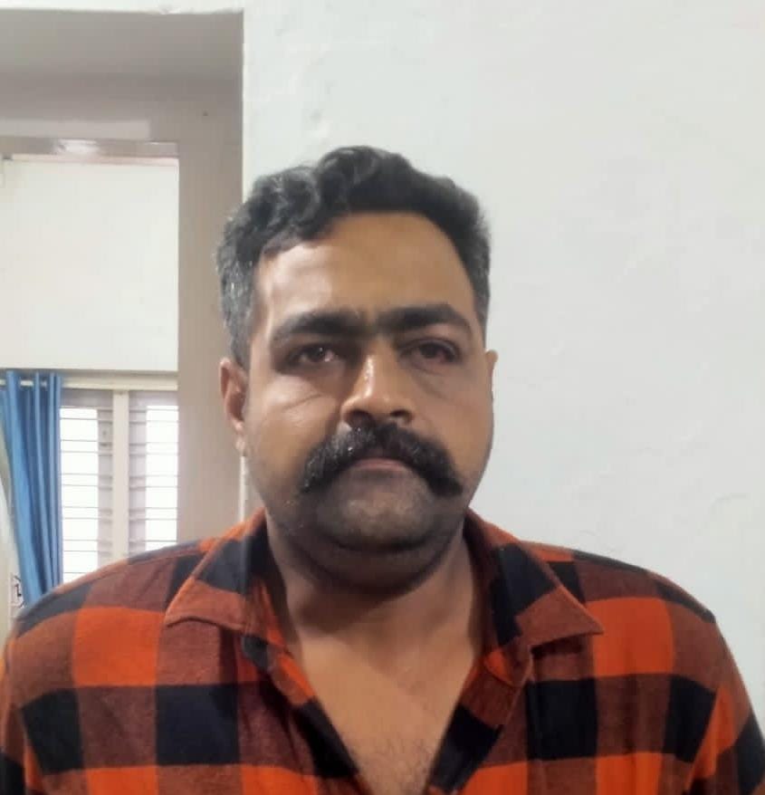 പോലീസുകാരെ അക്രമിച്ചയാള് റിമാന്ഡില്