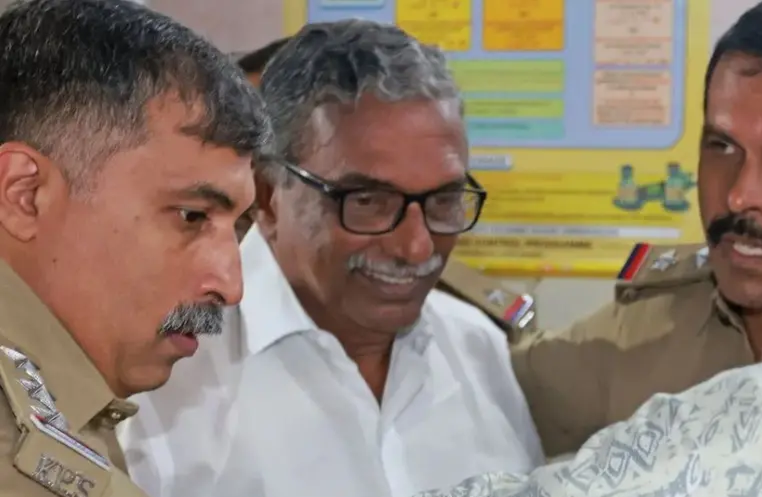 പത്മകുമാര്‍ ജയിലിലേക്ക്; 14 ദിവസത്തേക്ക് റിമാന്‍ഡ് ചെയ്തു