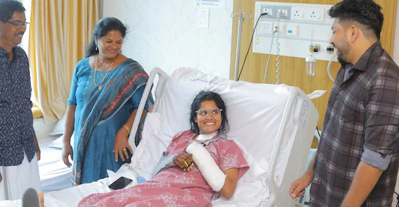 ജീവിതകാലം മുഴുവൻ ഒപ്പമുണ്ടാകുമെന്ന് ഷാരോൺ; ആശുപത്രി കിടക്കയില്‍നിന്ന് ആദ്യ പ്രതികരണവുമായി ആവണി