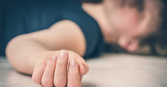 100 തവണ ഏത്തമിടീപ്പിച്ചു, 6ാം ക്ലാസുകാരിയുടെ മരണത്തിൽ അധ്യാപകനെതിരെ കർശന നടപടി വേണമെന്ന് രക്ഷിതാക്കൾ