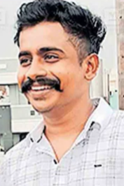 അലമാരയിൽ 7ലക്ഷവും 50 പവനും; ലക്ഷ്യമിട്ട് അഭിഭാഷകനായ മകൻ, ക്രൂരകൊലപാതകത്തിനു കാരണം ലഹരി മാത്രമല്ല