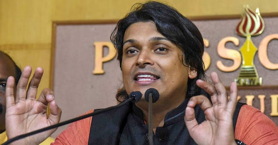 ലാപ്ടോപ്പിൽ പരാതിക്കാരിയുടെ ചിത്രം; സ്ഥിരം കുറ്റക്കാരനെന്ന് പ്രോസിക്യൂഷൻ, രാഹുൽ ഈശ്വർ റിമാൻഡിൽ