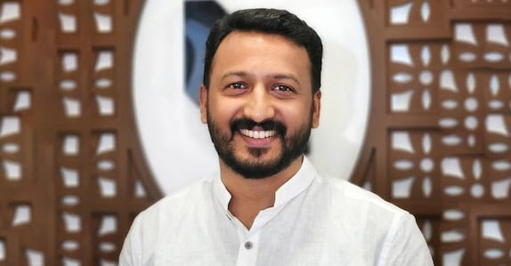 ‘മുറിയിൽ കയറിയപ്പോൾ കടന്നു പിടിച്ചു, ക്രൂരമായി പീഡിപ്പിച്ചു, മുറിവുകളുണ്ടായി, ശ്വാസതടസ്സം ഉണ്ടായിട്ടും രാഹുൽ‌ പീഡനം തുടർന്നു’