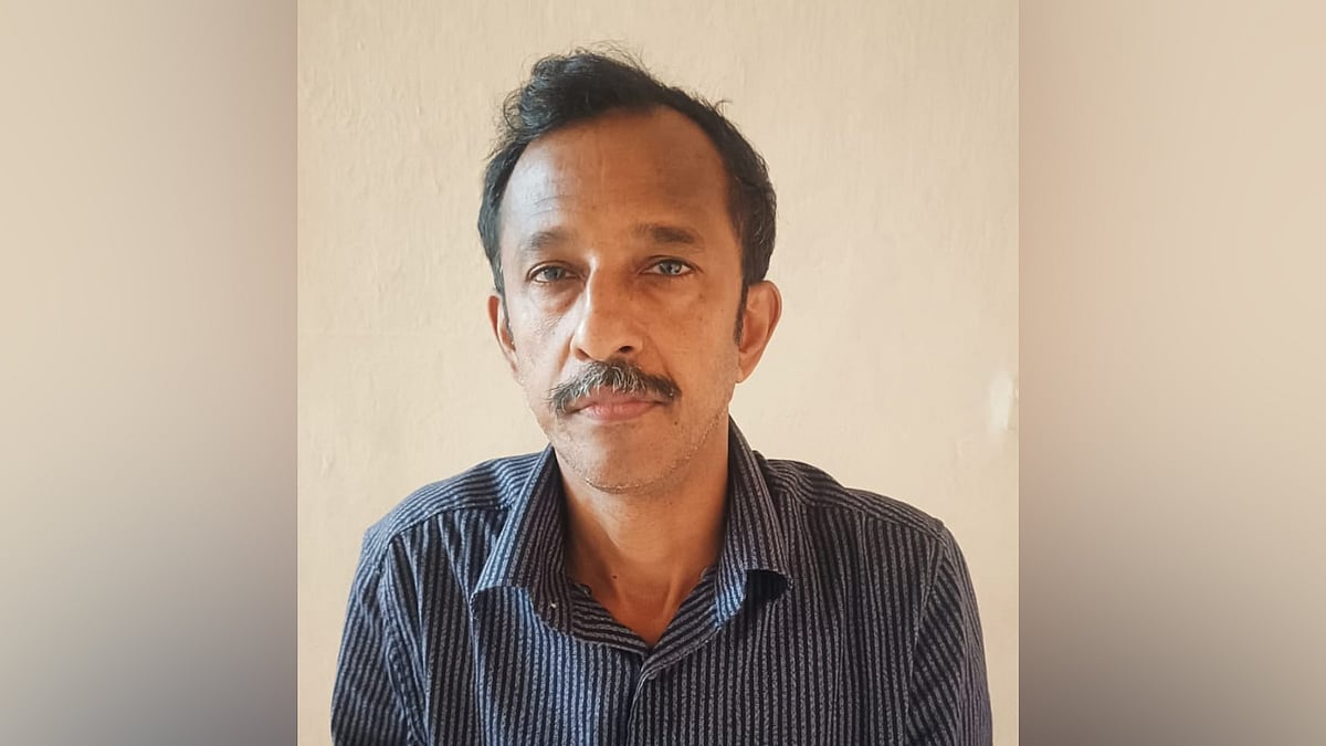 മന്ത്രി റിയാസിന്റെ അഡീഷണല് പ്രൈവറ്റ് സെക്രട്ടറിയെന്ന് പരിചയപ്പെടുത്തി; പണം തട്ടാന് ശ്രമിച്ചയാള് അറസ്റ്റില്