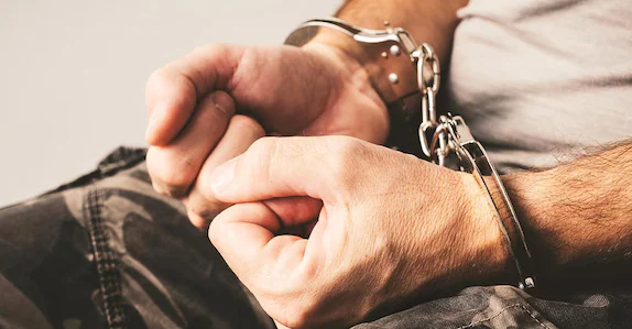 400 മീറ്റർ കാർ യാത്രക്ക് 18,000 രൂപ, വിഡിയോ പോസ്റ്റ് ചെയ്ത് വിദേശ വനിത;  ടാക്സി ഡ്രൈവർ അറസ്റ്റിൽ