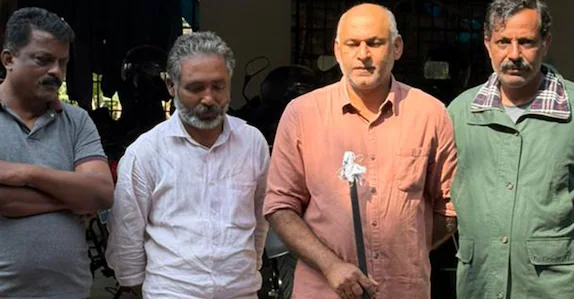 രാത്രി പട്രോളിങ്ങിനിടെ വെടിയൊച്ച; വയനാട്ടിൽ മാൻ ഇറച്ചിയും തോക്കുമായി കോൺഗ്രസ് നേതാക്കൾ പിടിയിൽ