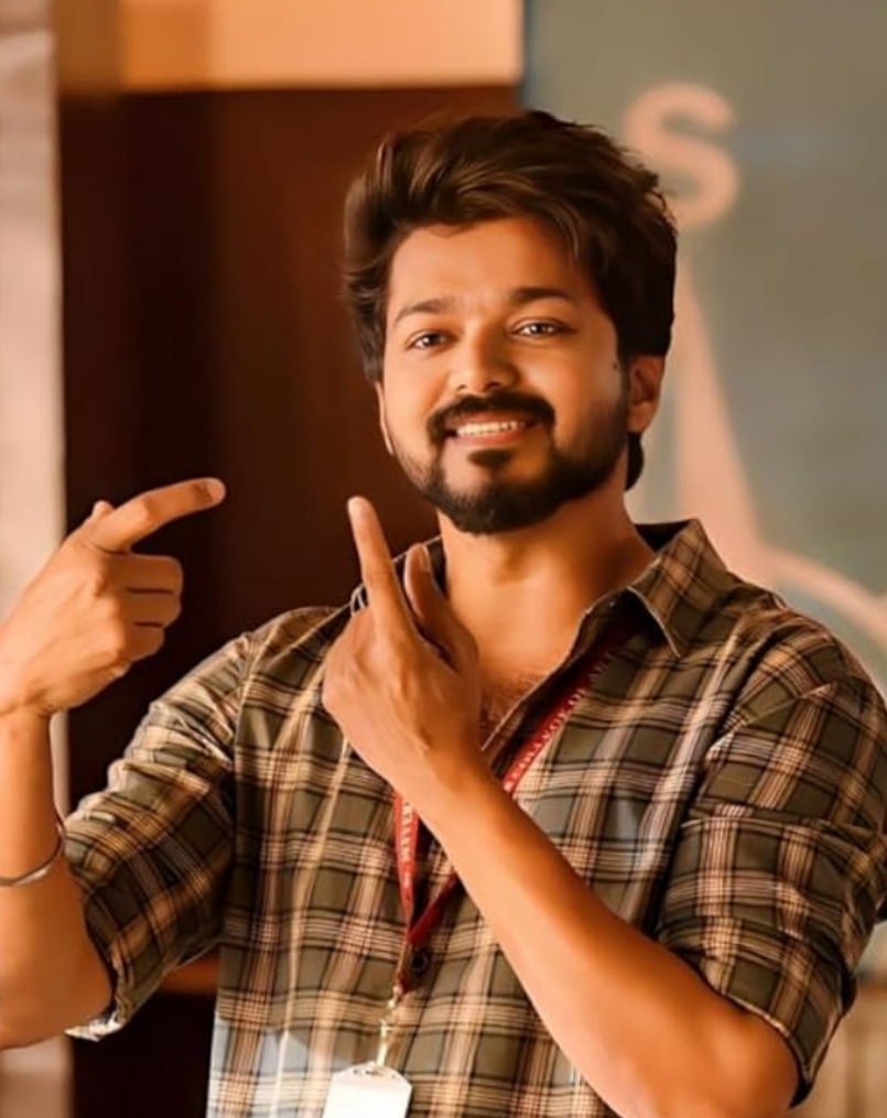 ഒന്നരക്കോടി രൂപ പിഴ അടയ്ക്കണം, വിജയ്ക്ക് തിരിച്ചടി; ഹർജി തള്ളി ഹൈക്കോടതി