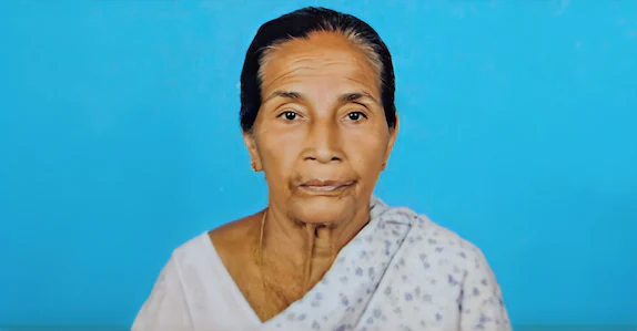 മദ്യപിച്ചെത്തിയ മകൻ അമ്മയെ കസേരയോടെ വലിച്ചെറിഞ്ഞു; വയോധികയ്ക്ക് ദാരുണാന്ത്യം