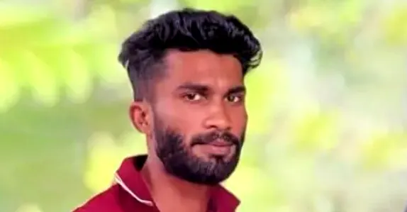 തുമ്പിക്കൈയ്ക്ക് അടിച്ച് വെള്ളത്തില്‍ താഴ്ത്തി; കോട്ടൂരിൽ ആന പാപ്പാനെ ആക്രമിച്ച് കൊലപ്പെടുത്തി