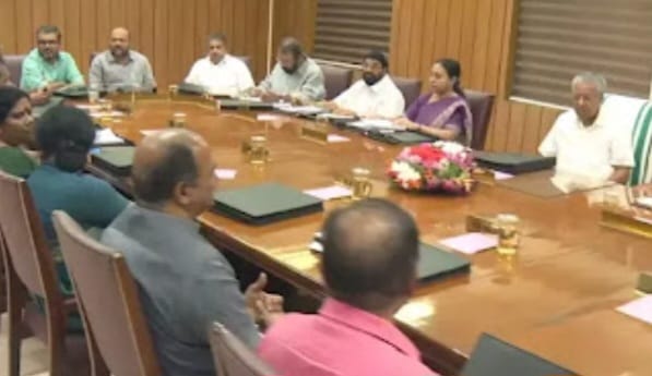 เดตเดจเตเดฏเดเตเดตเดฟ เดเดเตเดฐเดฎเดฃเดเตเดเดณเดฟเตฝ เดเตเดฒเตเดฒเดชเตเดชเตเดเตเดจเตเดจเดตเดฐเตเดเต เดเตเดเตเดเดฌเดเตเดเตพเดเตเดเต เดเดณเตเดณ เดงเดจเดธเดนเดพเดฏเด เดเตเดเตเดเดฟ