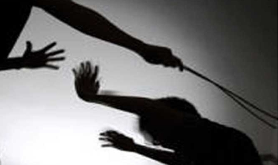 കുട്ടിയെ മർദിച്ചതായി പരാതി;  അംഗൻവാടി ടീച്ചർക്കെതിരെ പോലീസ് കേസെടുത്തു:സംഭവം വയനാട്ടിൽ