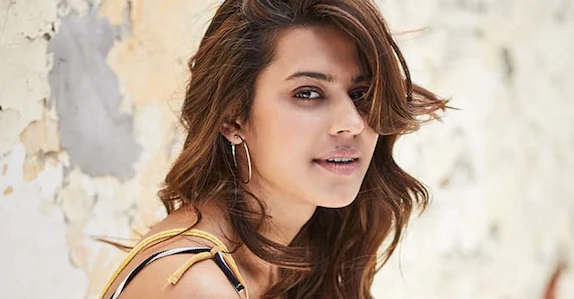 യുഗാണ്ടയിലെ സ്വർണക്കടത്ത് ഏജൻ് വഞ്ചിച്ചത് 2 കോടി രൂപ, കെനിയയിലും ചതിക്കപ്പെട്ടു; രന്യ റാവുവിന്റെ വെളിപ്പെടുത്തൽ