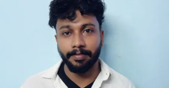 ചുറ്റിക കൊണ്ട് കാൽമുട്ട് അടിച്ചു തകർക്കും, ആളുകളോട് മോശം പെരുമാറ്റം, അതുലിന് ഇഷ്ടം ഹൽവ