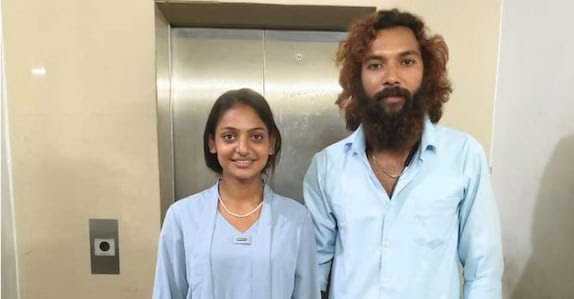 കുംഭമേളയിലെ വൈറൽ സുന്ദരി കേരളത്തിൽ; അഭയംതേടി തമ്പാനൂർ പൊലീസ് സ്റ്റേഷനില്‍