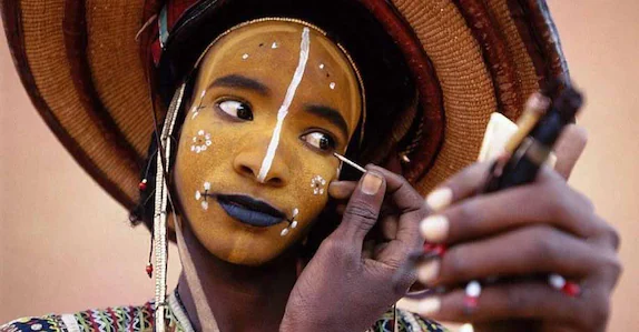 മറ്റൊരാളുടെ ഭാര്യയെ മോഷ്ടിച്ച് സ്വന്തമാക്കും; വ്യത്യസ്തമായ ആചാരം, ഇങ്ങനെയും ചിലർ!