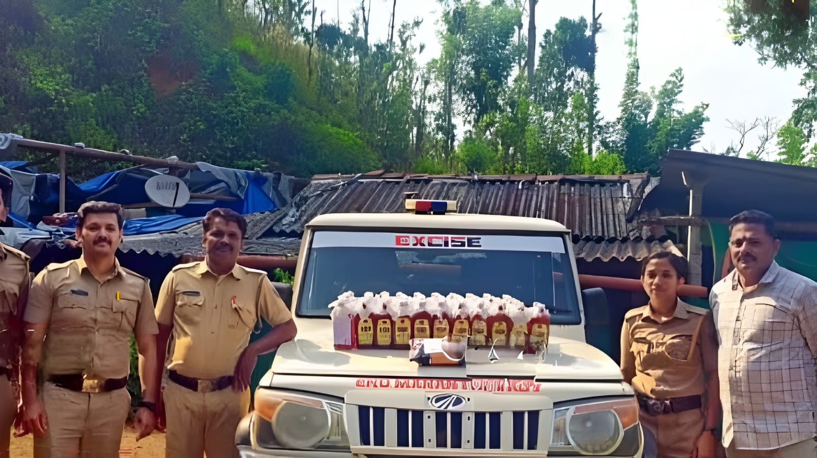 വൻ മദ്യവേട്ട: 52 ലിറ്റർ മാഹി മദ്യം പിടികൂടി; ഒരാൾക്കെതിരെ കേസ്