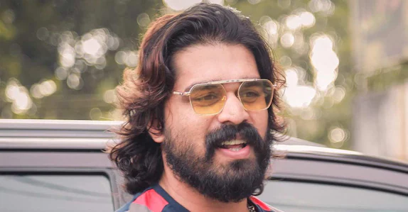 ‘നഗ്നദൃശ്യങ്ങൾ പകർത്തി, അശ്ലീല സൈറ്റുകൾക്ക് നൽകുമെന്ന് ഭീഷണി’: ഷിയാസിനെതിരെ പരാതിയുമായി യുവതി