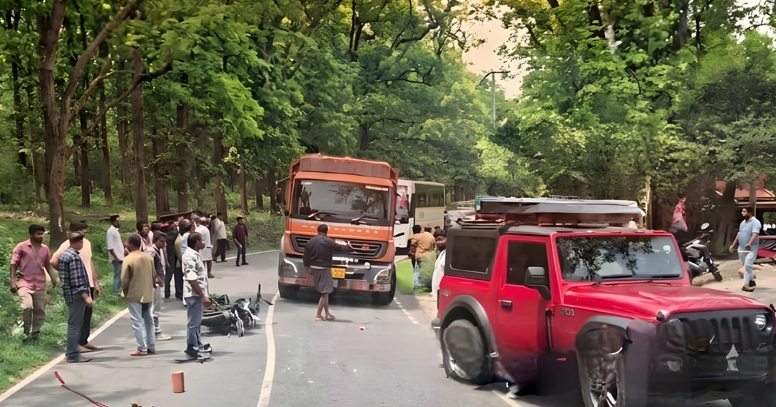 തോൽപ്പെട്ടിയിൽ താർ ജീപ്പും ബൈക്കും കൂട്ടിയിടിച്ച് കോഴിക്കോട് സ്വദേശിയായ യുവാവ് മരിച്ചു
