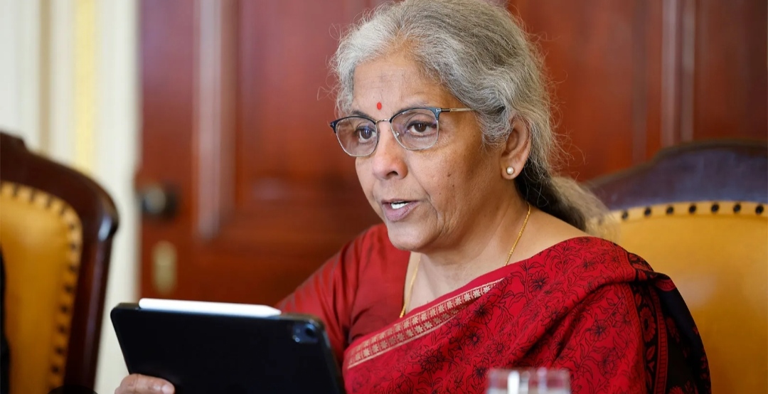 ആ ഭാരം സർക്കാർ ഏറ്റെടുത്തു, കേന്ദ്രത്തിന് നഷ്ടം ഒരു ലക്ഷം കോടിയെന്ന് നിർമല സീതാരാമൻ